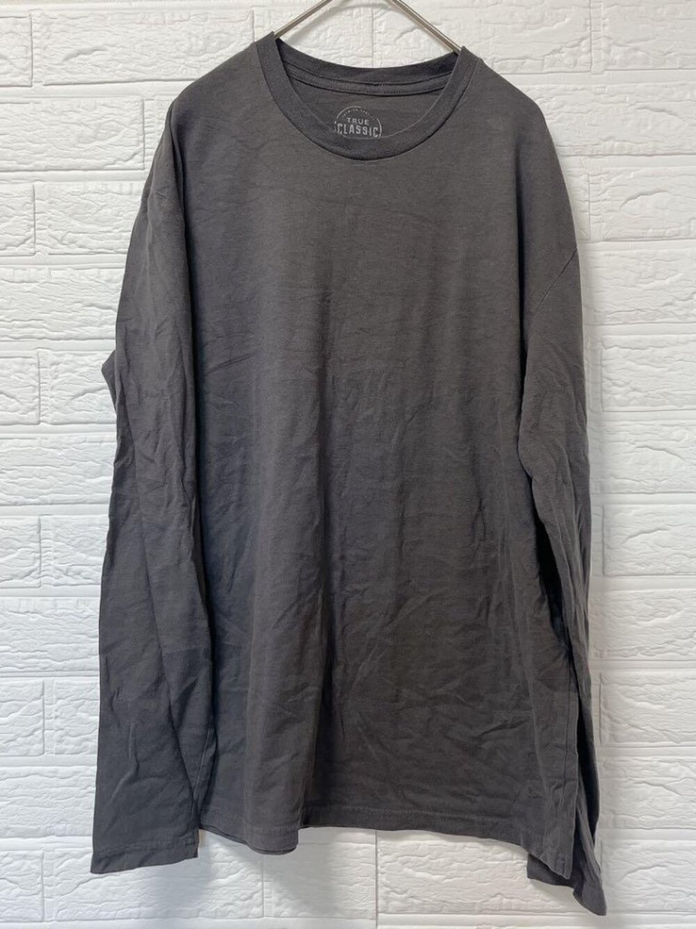 TrueClassic Crew Neck Long Sleeve Cut and Sew Top Gray